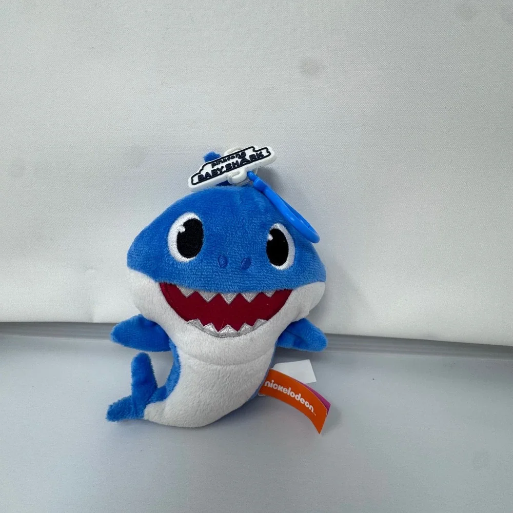 Pinkfong Baby Shark Daddy Shark Plush Coin Purse Backpack‎ Clip Blue 5 inch